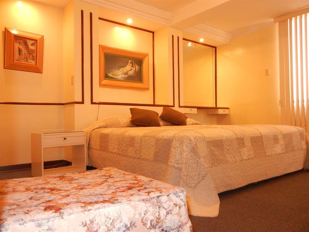 Gran Bolivar Hotel - Trujillo, Peru Esterno foto