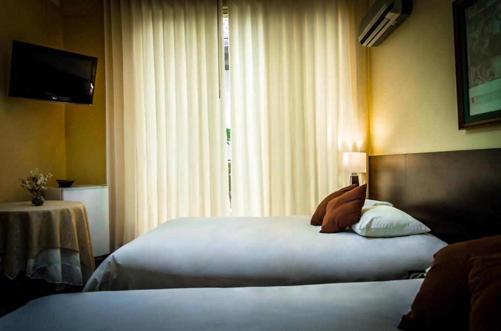 Gran Bolivar Hotel - Trujillo, Peru Esterno foto